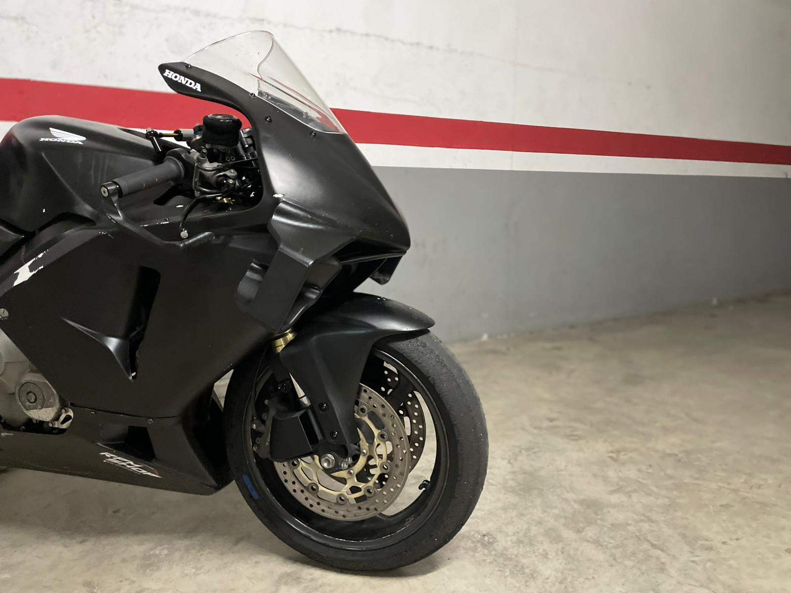 Toma de aire frenos Honda CBR 600 RR 2005-2006